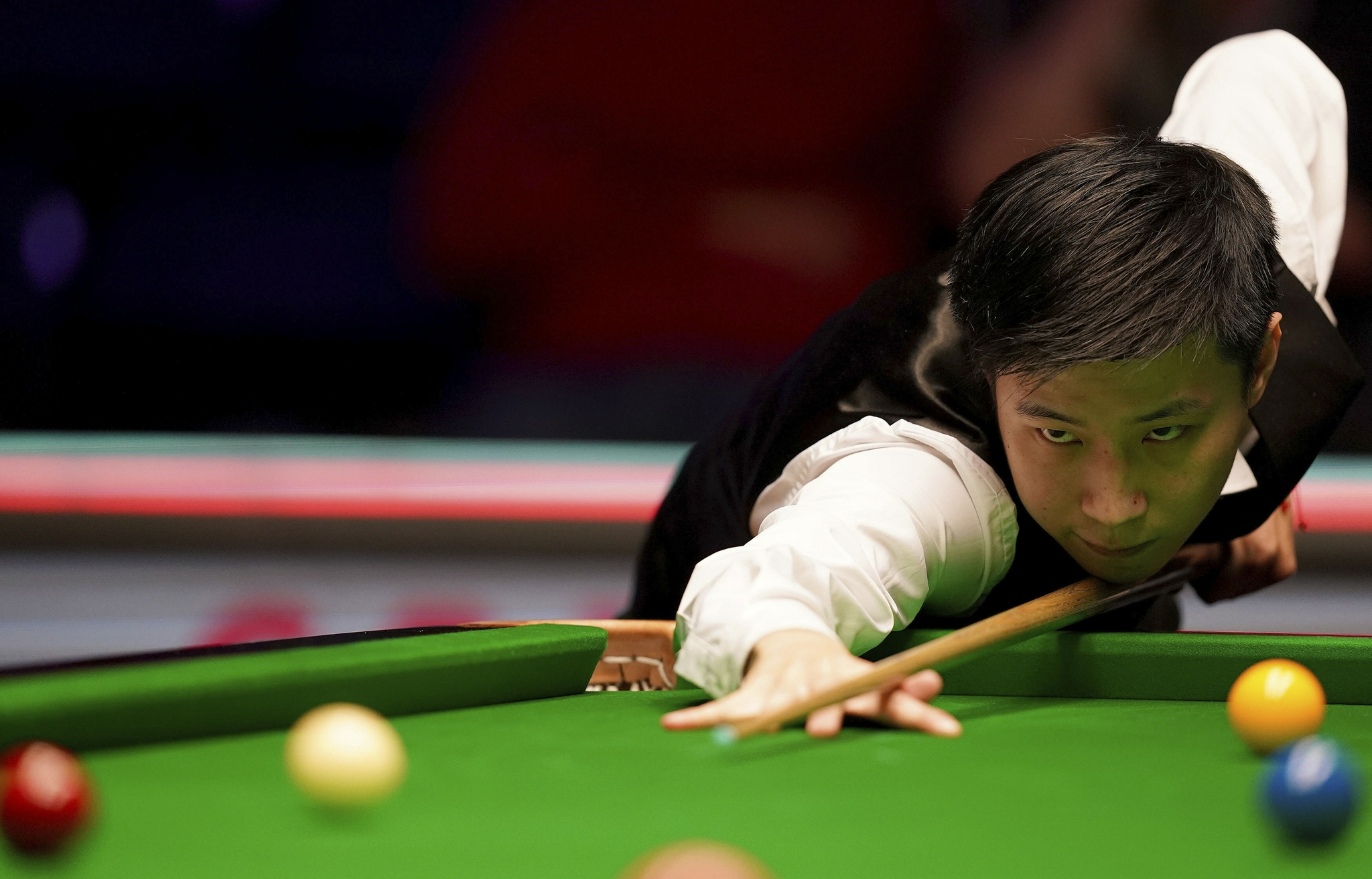 片背后的细 片背后的细