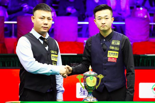 断的换人调 断的换人调